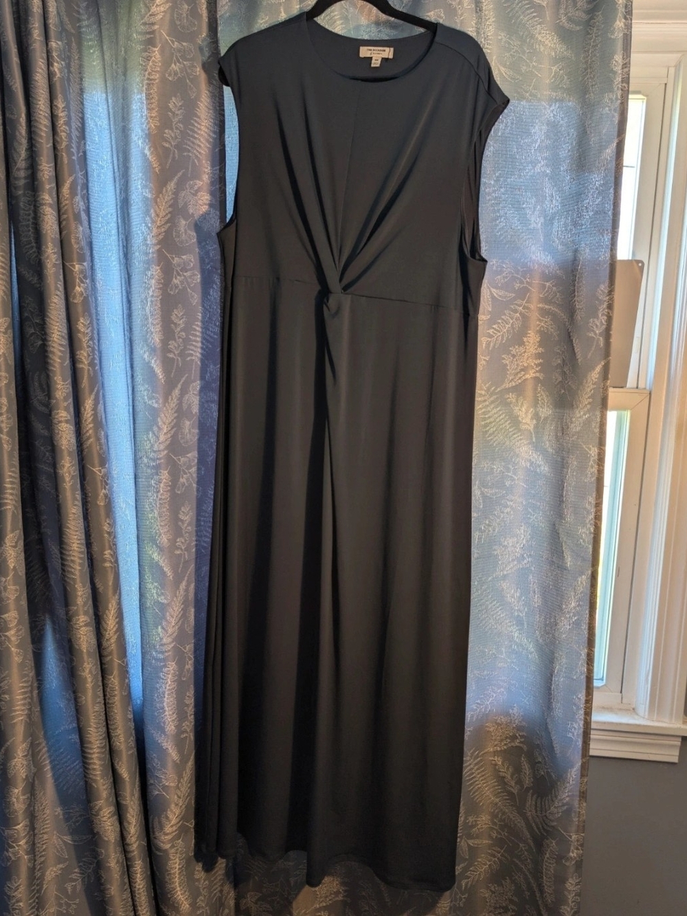 Eileen Fisher Black Sleeveless Twist-Front Maxi Dress